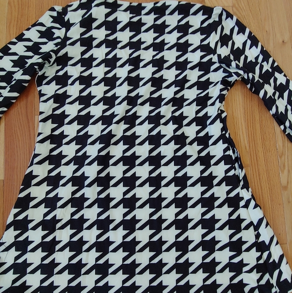 EUC Plus Size Reborn Collection Houndstooth Empire Waist Tunic - Size 2X - Picture 3 of 9